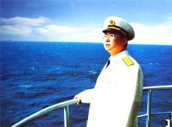 画家 康成元 的照片，单击鼠标查看大图！