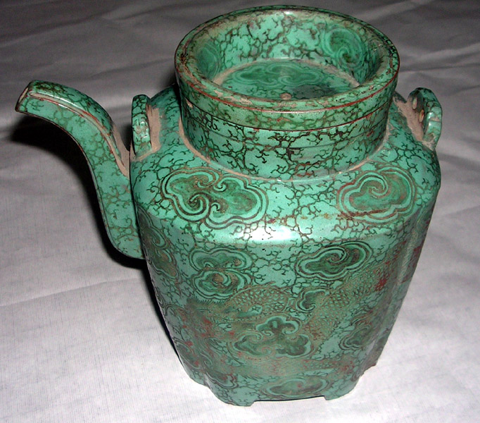 作者：古玩杂件&nbsp;外铀软提樑紫砂壶&nbsp;￥：1700&nbsp;单击鼠标查看大图！