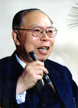 单击鼠标关闭窗口