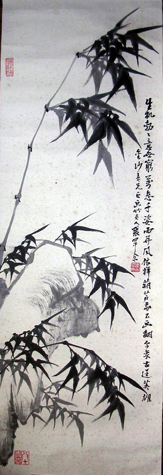 作者：张罕余&nbsp;  花鸟  &nbsp;￥：1000&nbsp;单击鼠标查看大图！