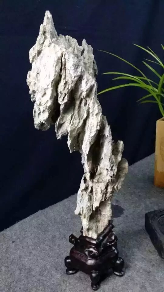 作者：a古玩杂件&nbsp;石头 英石&nbsp;￥：协商&nbsp;单击鼠标查看大图！