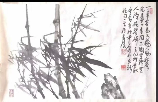 作者：尹石&nbsp;花鸟&nbsp;￥：协商&nbsp;单击鼠标查看详细介绍！