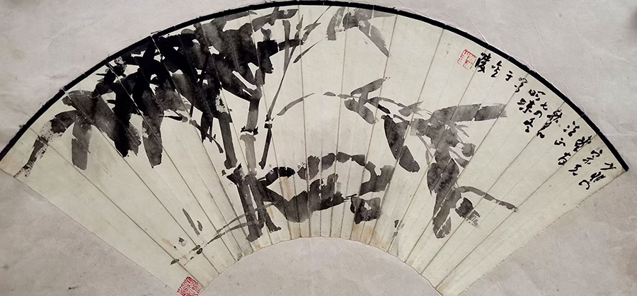 作者：韩秋岩&nbsp;花鸟扇面&nbsp;￥：协商&nbsp;单击鼠标查看大图！